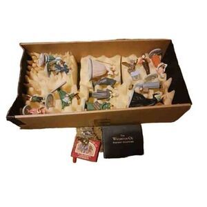 HUGE Franklin mint wizard of Oz collection some rare and ulta rare + title cards